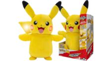 Pikachu Plush打折的折扣与您交谈，当您戳他的肚子时点亮