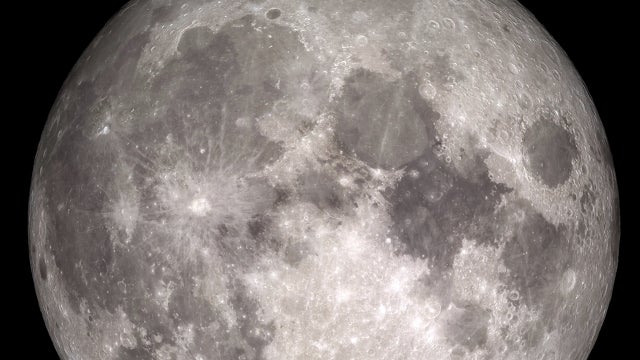 日本的“月球狙击手”航天器可能会在月球表面上降落后沉默小时